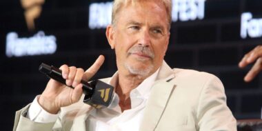 Kevin Costner e Jake Gyllenhaal em nova comédia da Amazon