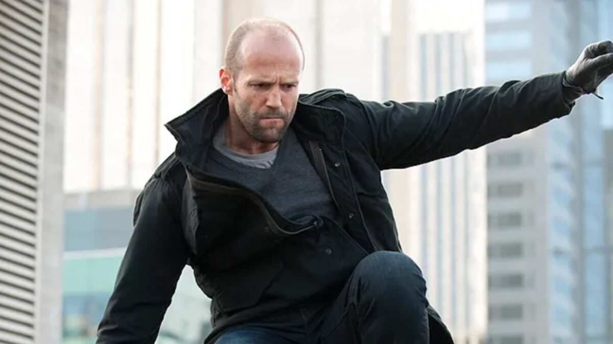Jason Statham em filme aclamado retorna ao streaming