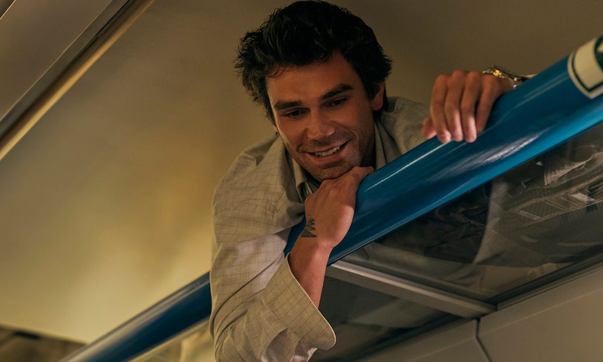 Madelyn Cline & KJ Apa: Romance e viagem em 'The Map That Leads To You'