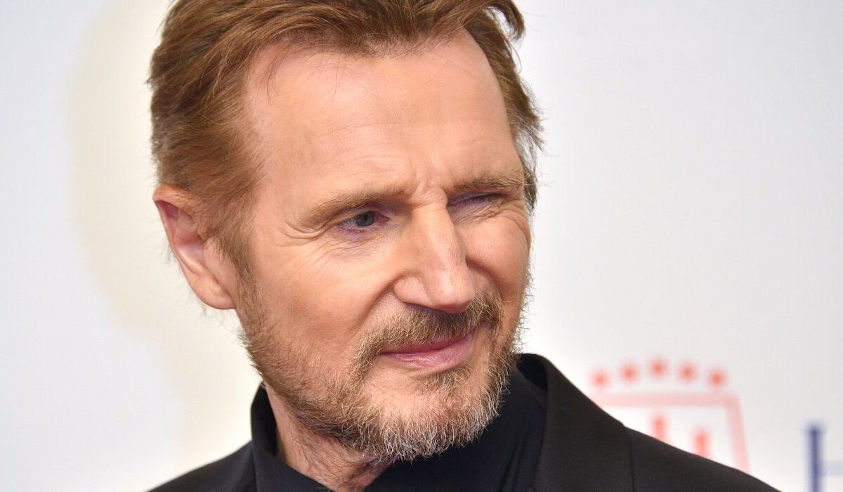 Liam Neeson em comédia: sucesso de bilheteria!