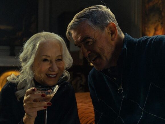 Helen Mirren: Bond Deve Ser Homem, Apesar de Críticas