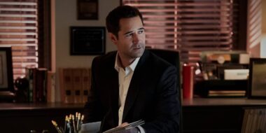 A saída de um personagem em O Advogado de Lincoln pode mudar a série da Netflix