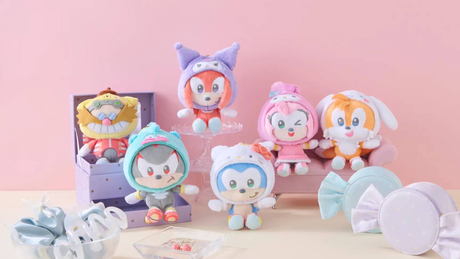 Hello Kitty e Sonic: nova coleção de pelucias