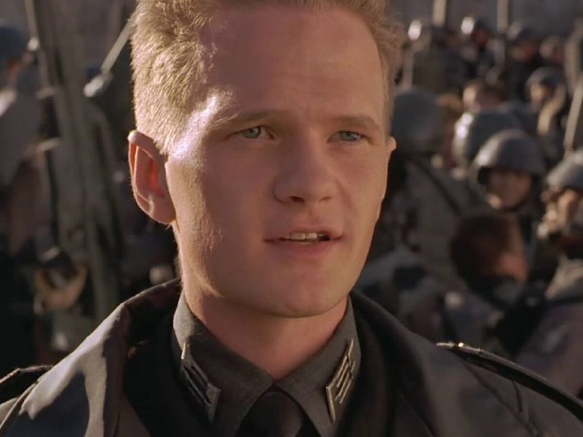 Filme Adapta Romance Sci-Fi de Robert Heinlein