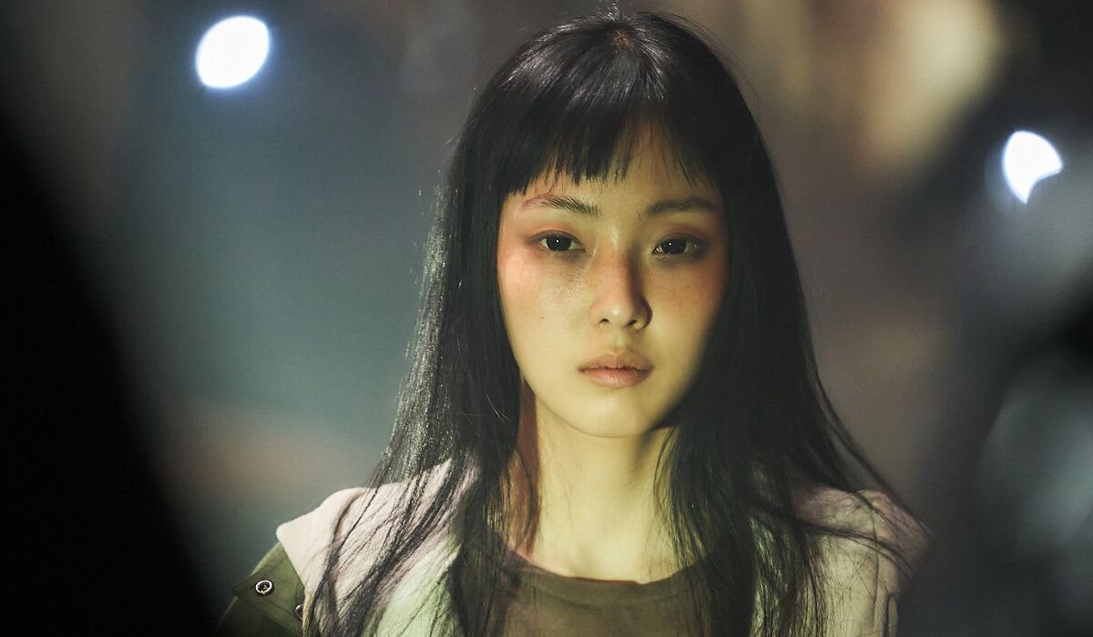 A melhor série de ficção científica da Netflix te prende até 'Alien: Earth'