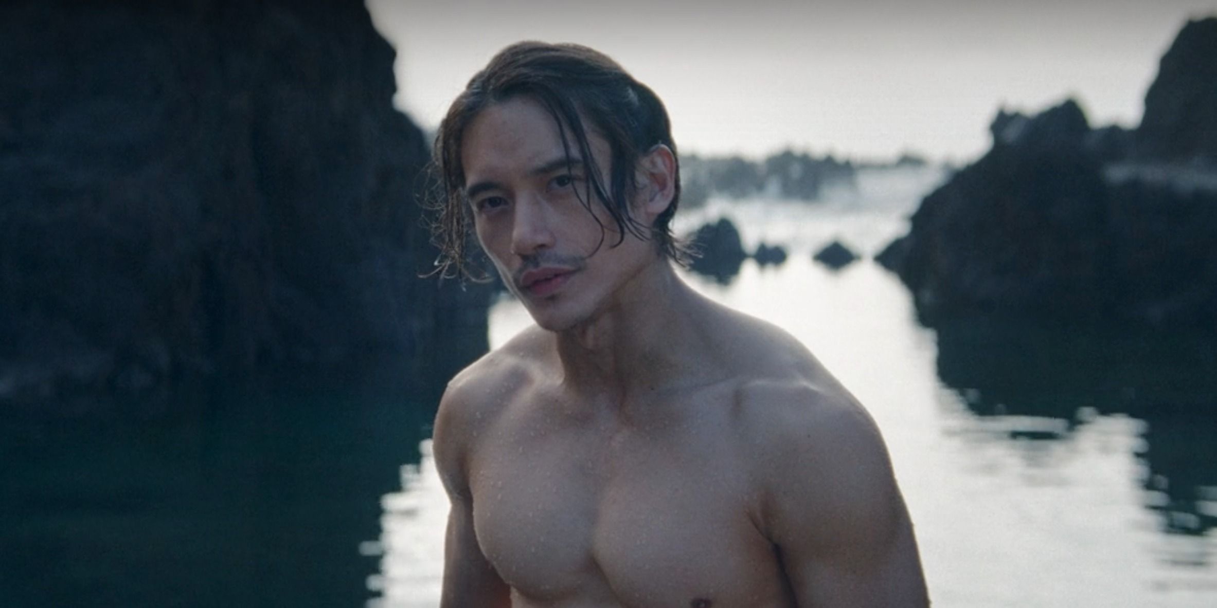 Qimir shirtless in The Acolyte