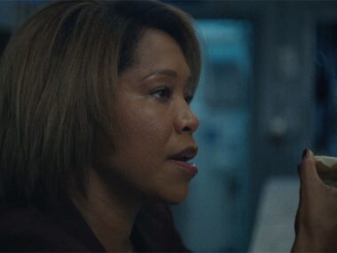 Regina King e a 'agressão novaiorquina' em Caught Stealing