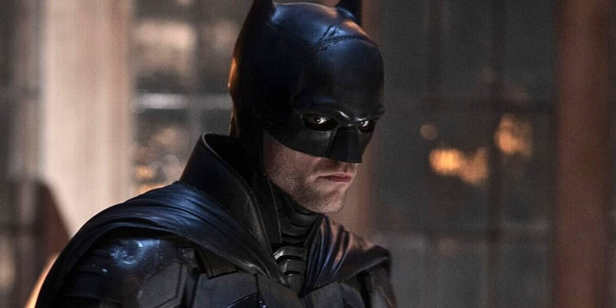 Richard Armitage Nega Ser o Batman, Mas Seu Futuro na DCU Permanece