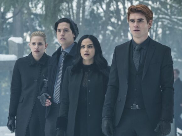 Archie de volta em Riverdale! Mas com uma reviravolta