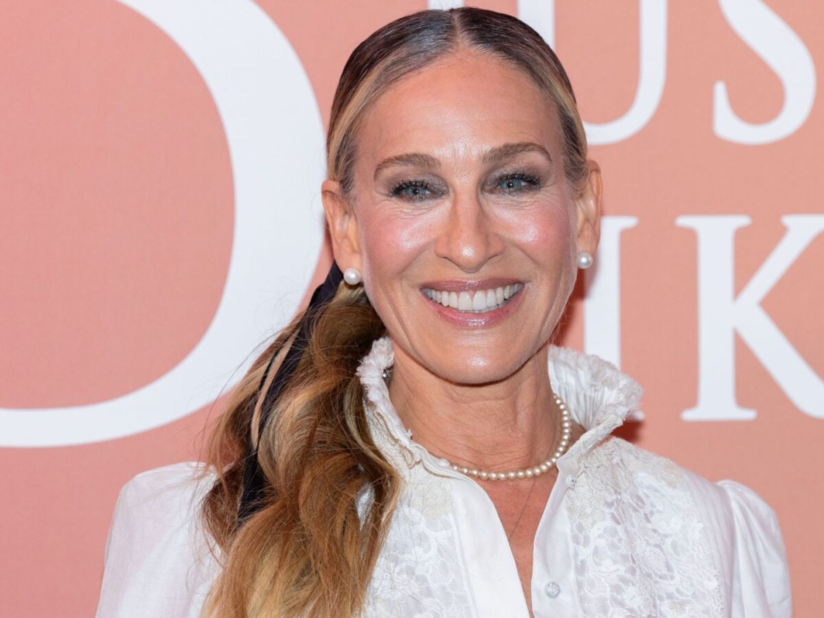 Sarah Jessica Parker brilha em nova série da HBO, substituta de ‘And Just Like That’