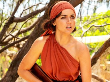 Ana de Armas e Sydney Sweeney em thriller: Diretor explica final