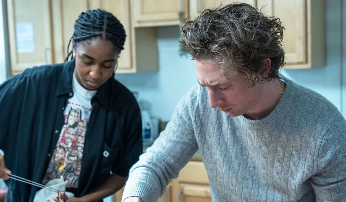 The Bear: Ayo Edebiri comenta 'shipp' de Syd e Carmy