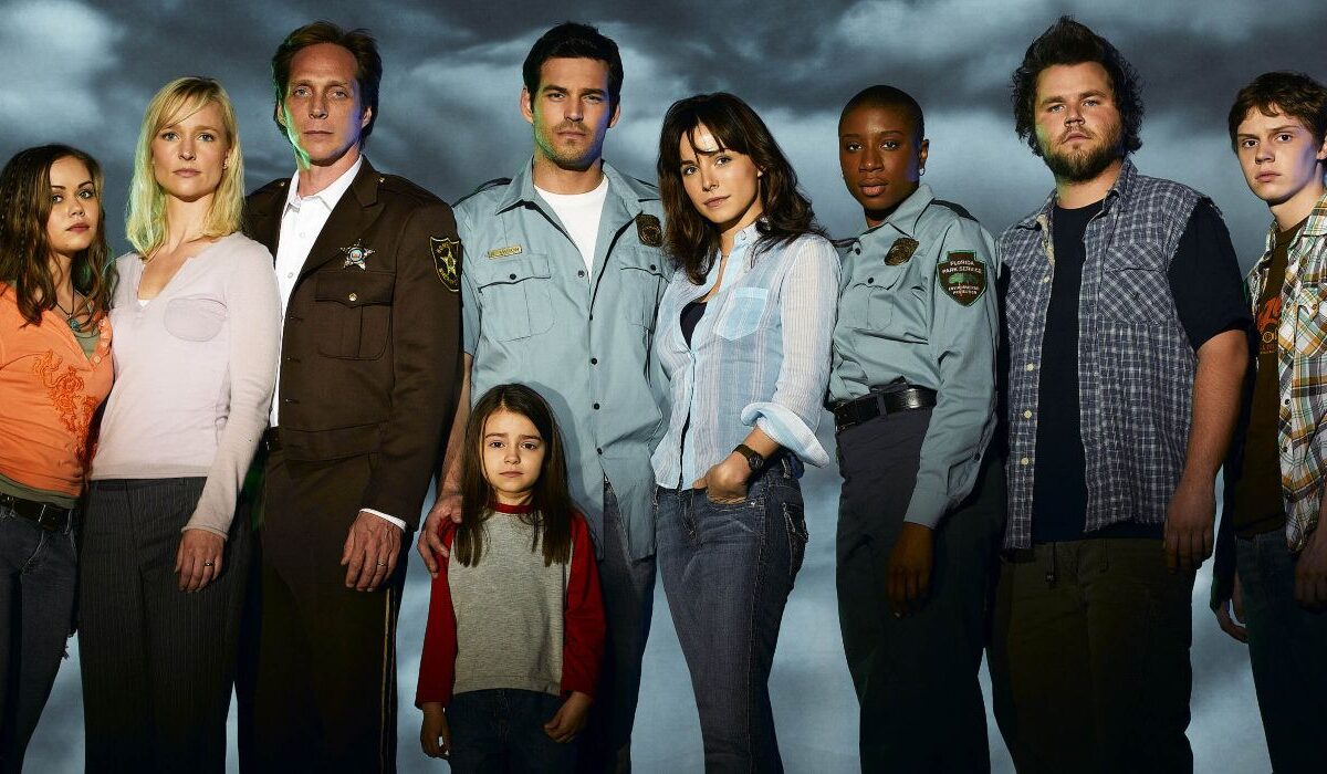 Antes do Apple TV+, ABC Já Tinha Evan Peters em 'Invasion'