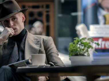 Sucesso de crítica: Eddie Redmayne em 'O Dia do Chacal'