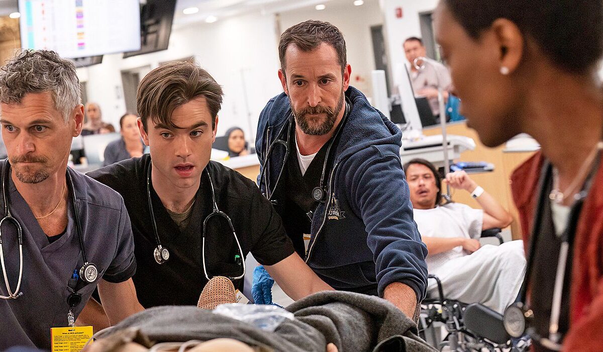 Noah Wyle: Diretor e roteirista na 2ª temporada de The Pitt