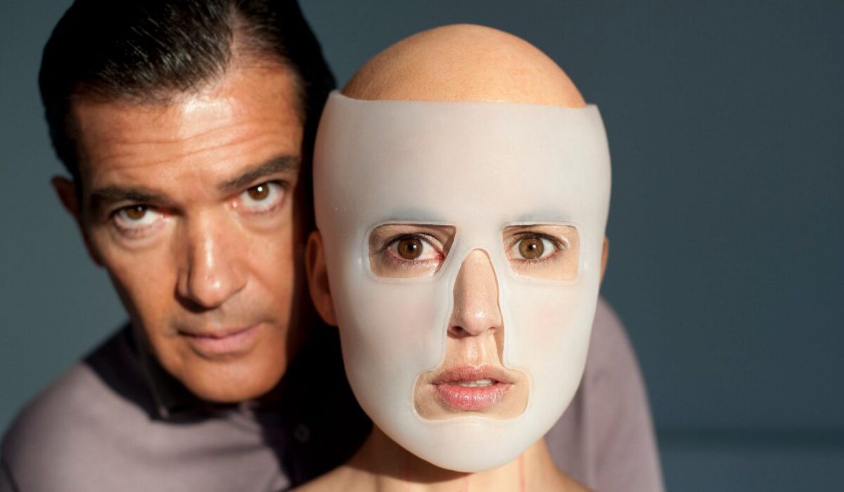 Terror psicológico de Almodóvar agora está disponível