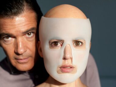 Terror psicológico de Almodóvar agora está disponível
