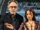 Wednesday 2ª Temporada: A Camafeu Secreto de Tim Burton e o Sucesso de US$ 452 Milhões