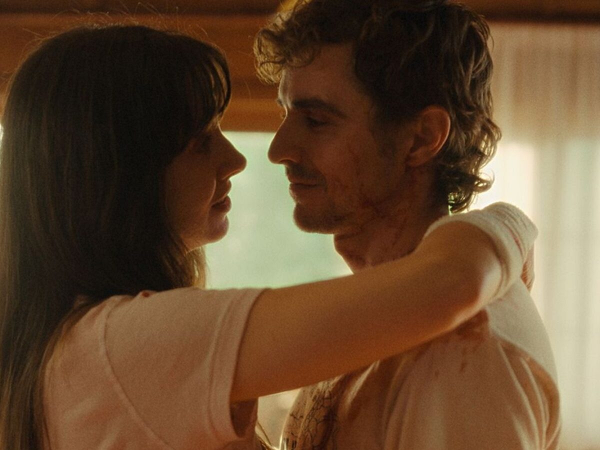 Assista Grátis ao Filme de Terror 'The Gorge': Mas Há um Detalhe