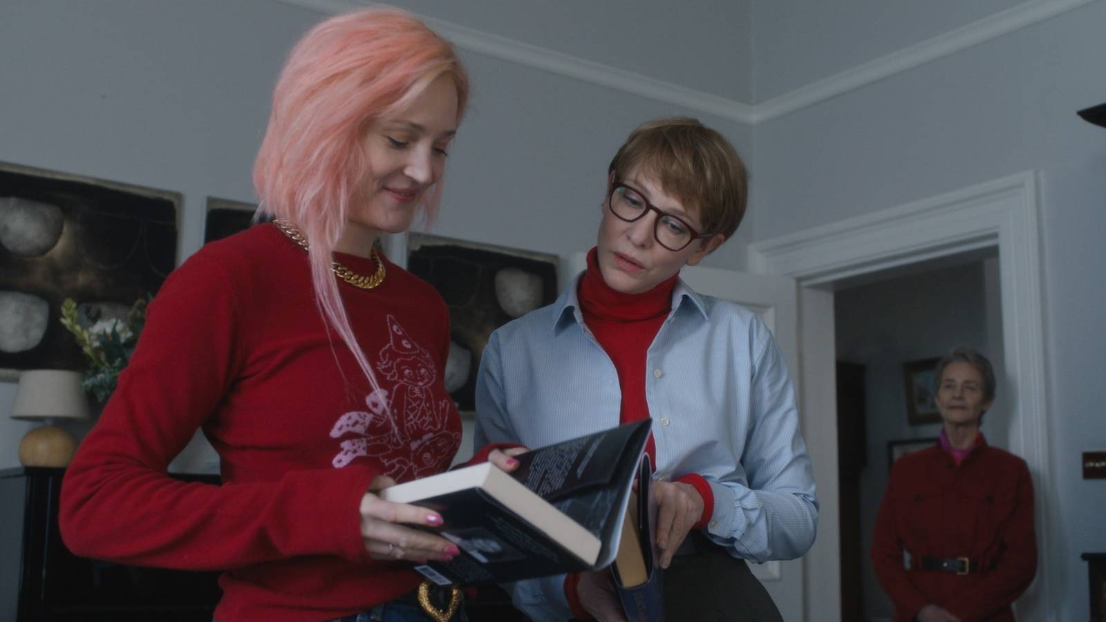 Crítica: 'Pai, Mãe, Irmã, Irmão' - Comédia Familiar de Jarmusch