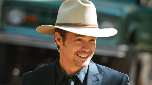 Timothy Olyphant: O melhor papel em thriller de 97% no Rotten Tomatoes