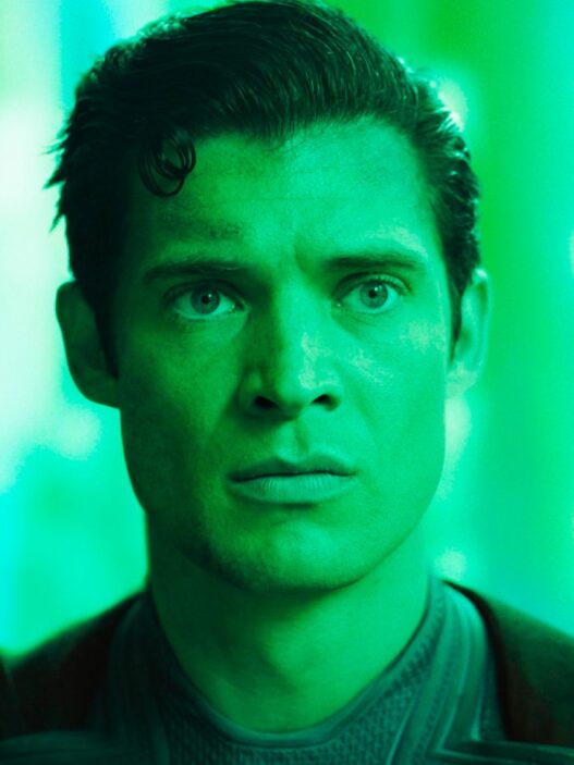 DCU de James Gunn domina streaming com filme e série #1