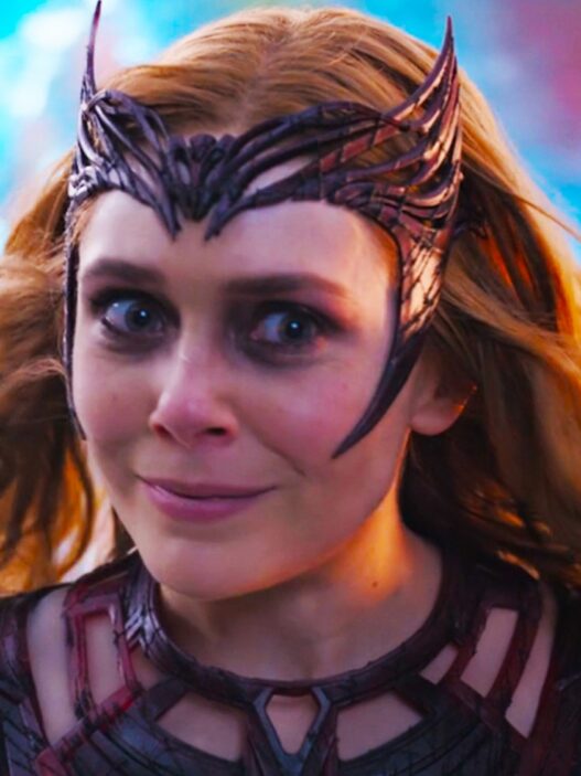 Elizabeth Olsen retorna como Feiticeira Escarlate e continua uma péssima tendência