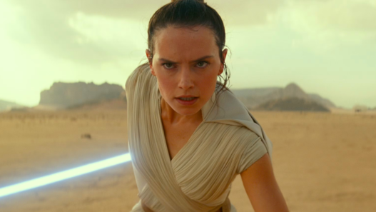 Star Wars: Novo filme corrigirá erro crucial de sabre de luz da sequência