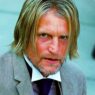Haymitch Jovem em Jogos Vorazes: Prelúdio Revela Primeiro Vislumbre