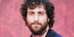 Aaron Taylor-Johnson em sequência de terror de USu0024 150 milhões chega ao streaming