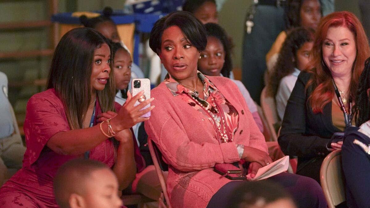 Abbott Elementary: Série da ABC com 99% de aprovação no Rotten Tomatoes mostra lições para o Netflix