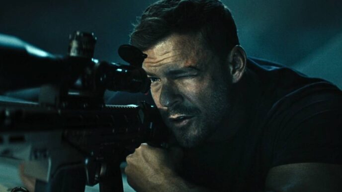 Alan Ritchson e Sylvester Stallone em Thriller de Navy SEALs