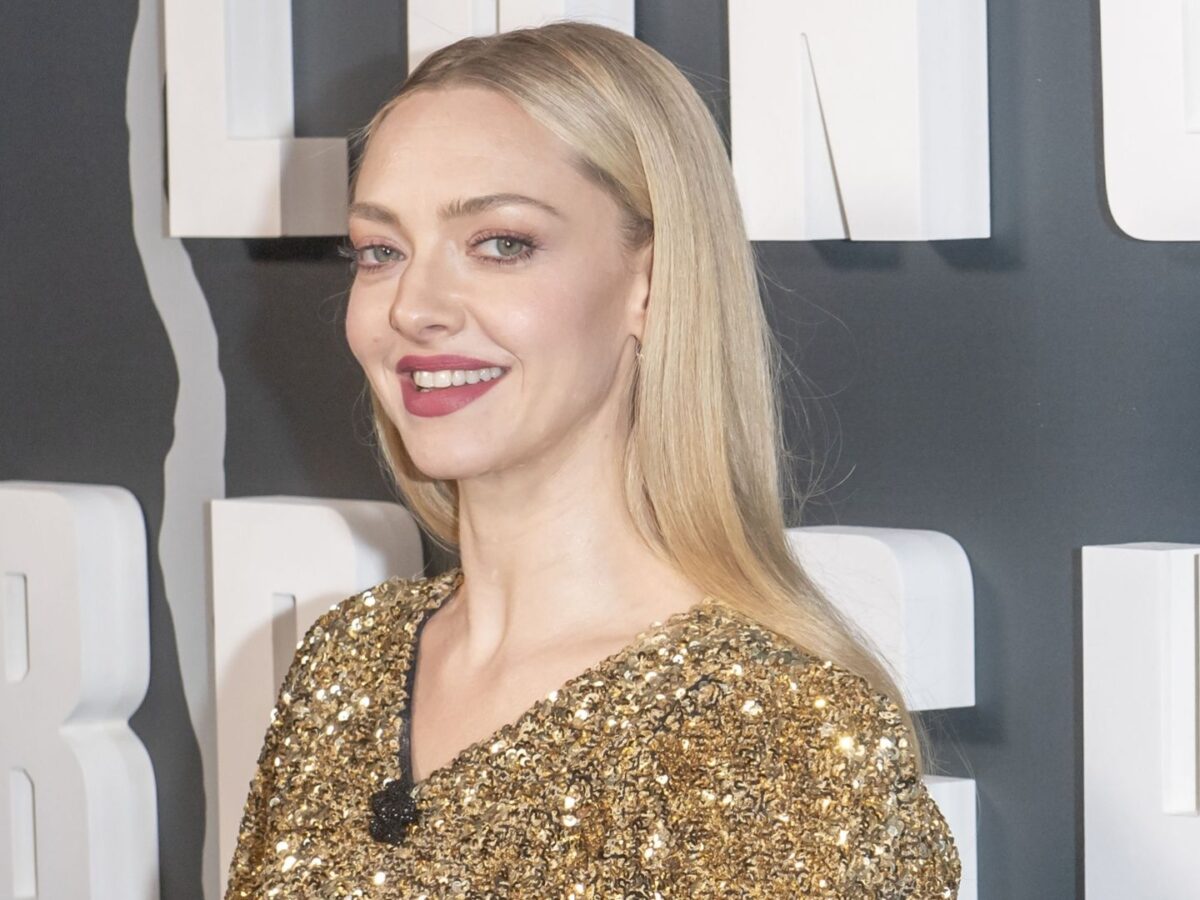Amanda Seyfried brilha em drama religioso: 'The Testament of Ann Lee'