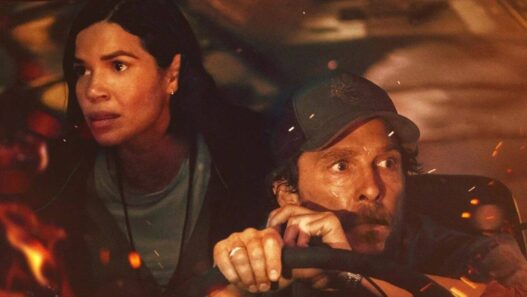Matthew McConaughey e America Ferrera explicam o impacto de 'The Lost Bus'