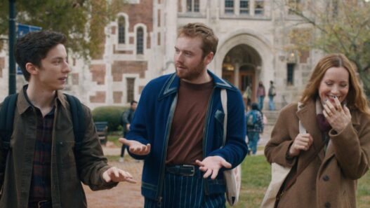 Maude Apatow estreia na direção com Poetic License