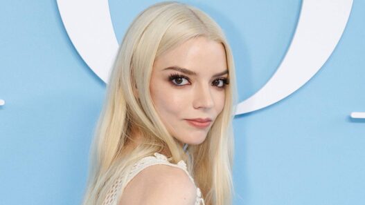 The Gorge: novo filme de Guy Ritchie supera sucesso de Anya Taylor-Joy