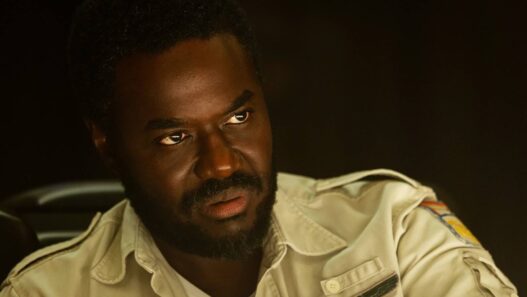 Alien: Earth - Episódio 5: Criador explica o flashback