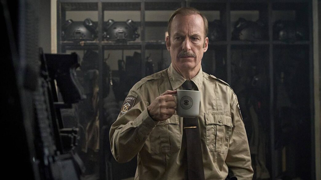 Bob Odenkirk: O astro de Better Call Saul prova ser um grande herói de ação em novo thriller
