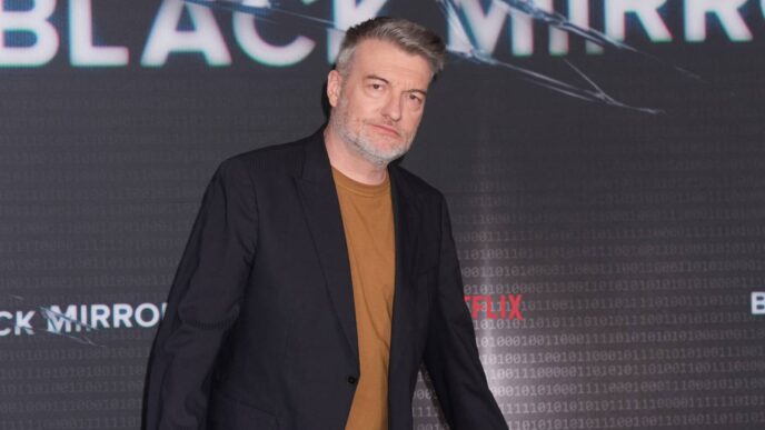 Criador de Black Mirror prepara thriller policial na Netflix