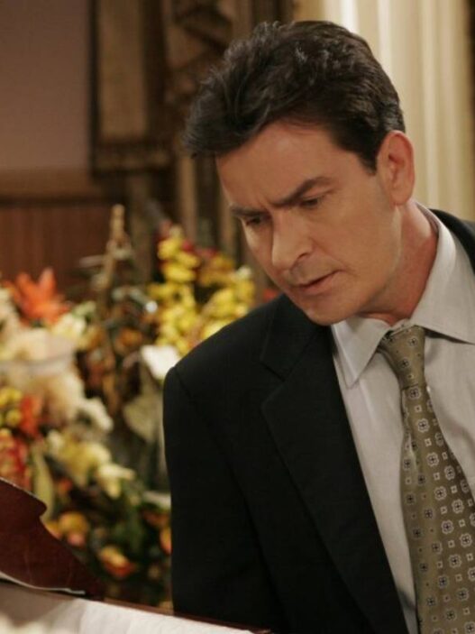 Charlie Sheen e o fim de Two and a Half Men: 14 anos depois