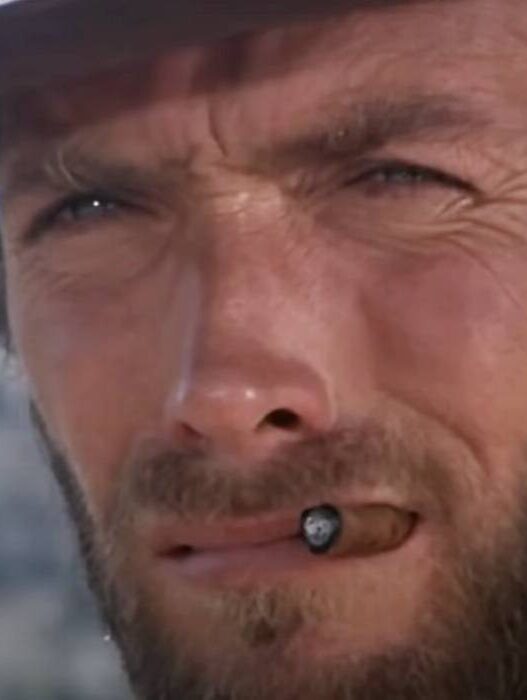 Clint Eastwood: Cowboy Historian Critica Cena Icônica de 'O Estranho'