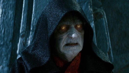 George Lucas Cortou Aparição de Lord Sith em Guerra nas Estrelas: Ator de Clone Wars Explica
