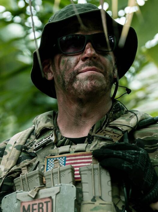 Taylor Kitsch em novo thriller militar: saiba tudo