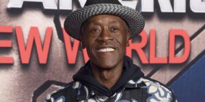 Don Cheadle e 'Homens de Preto': Filme Esquecido Vira Sucesso no Streaming