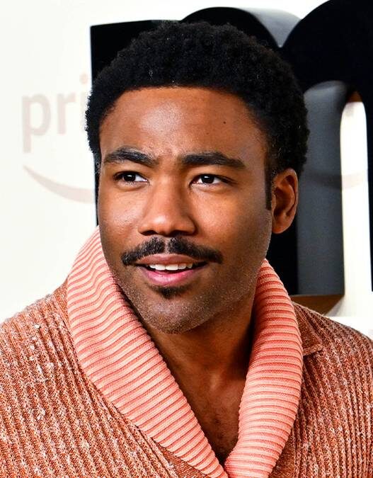Donald Glover: antes de 'Sr. e Sra. Smith', comédia com 98% de aprovação chegou ao streaming