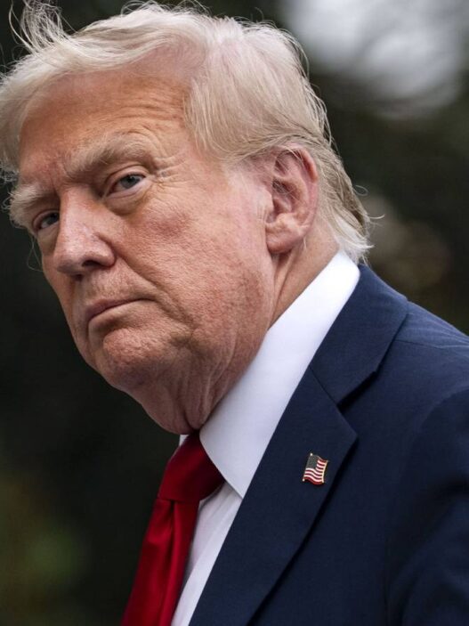 Trump ameaça punir mais redes de TV por cobertura negativa