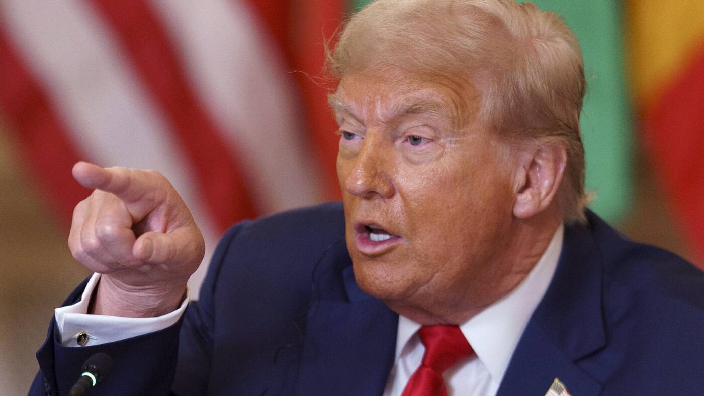 Trump ameaça ABC com processo após retorno de Kimmel