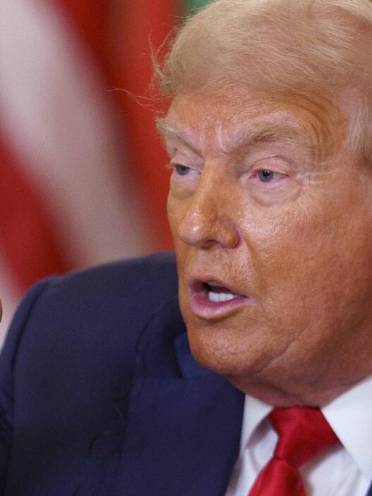 Trump ameaça ABC com processo após retorno de Kimmel