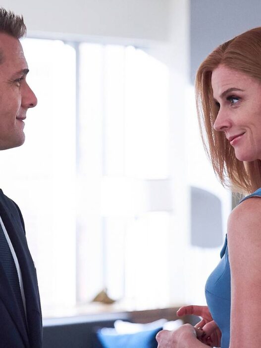Greenback Boogie: A explicação por trás da música tema de Suits