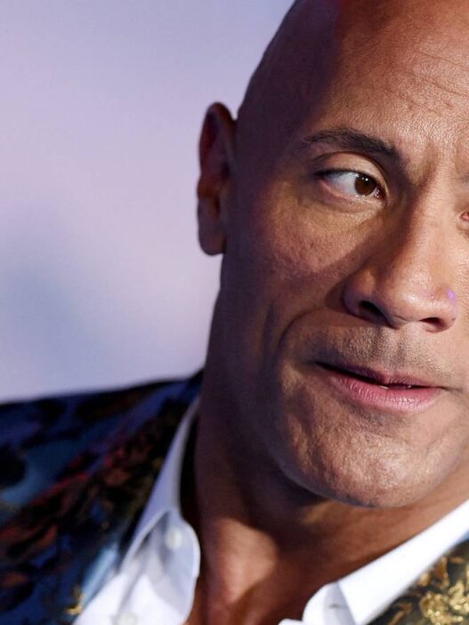 Sucesso de bilheteria de Dwayne Johnson, com 10 anos, explode no Netflix